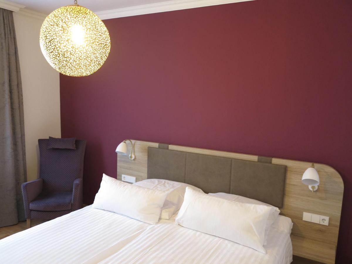 Hotel Ochsen Юберлинген Екстериор снимка