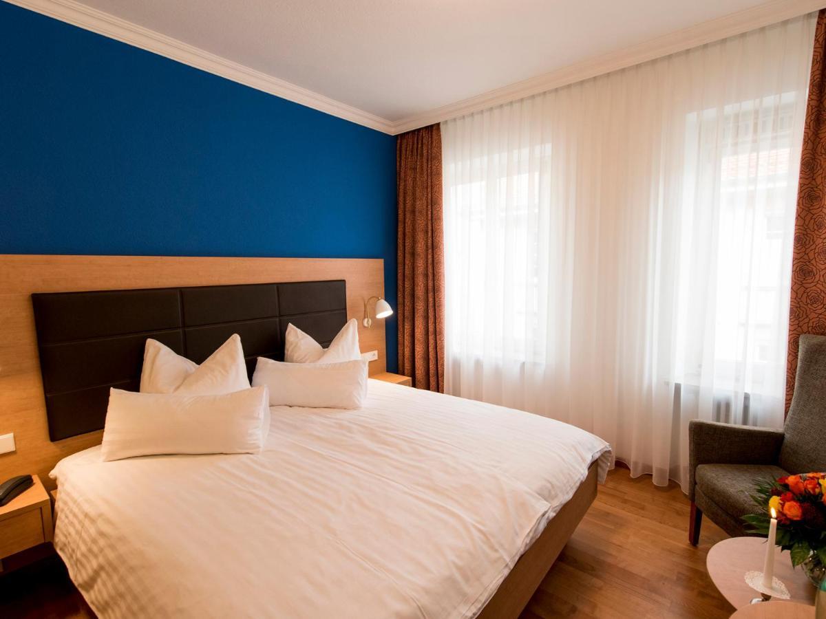 Hotel Ochsen Юберлинген Екстериор снимка