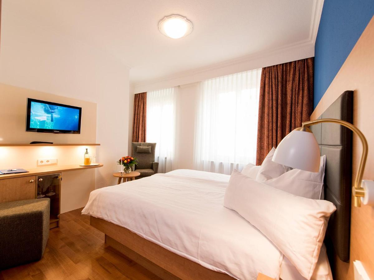 Hotel Ochsen Юберлинген Екстериор снимка